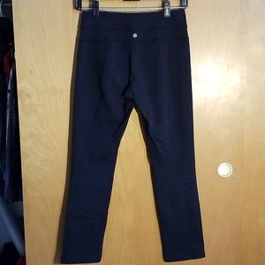 Black Lululemon Crop Leggings